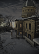 Projektion des Sommerdreiecks in den Schnee (r.u.) des Stadtsterngartens der Kuffner-Sternwarte, 3.12.2023. Bild: GW.