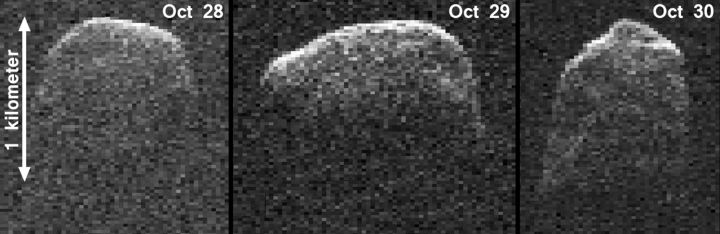 Radarbilder des Asteroiden 2007 PA8