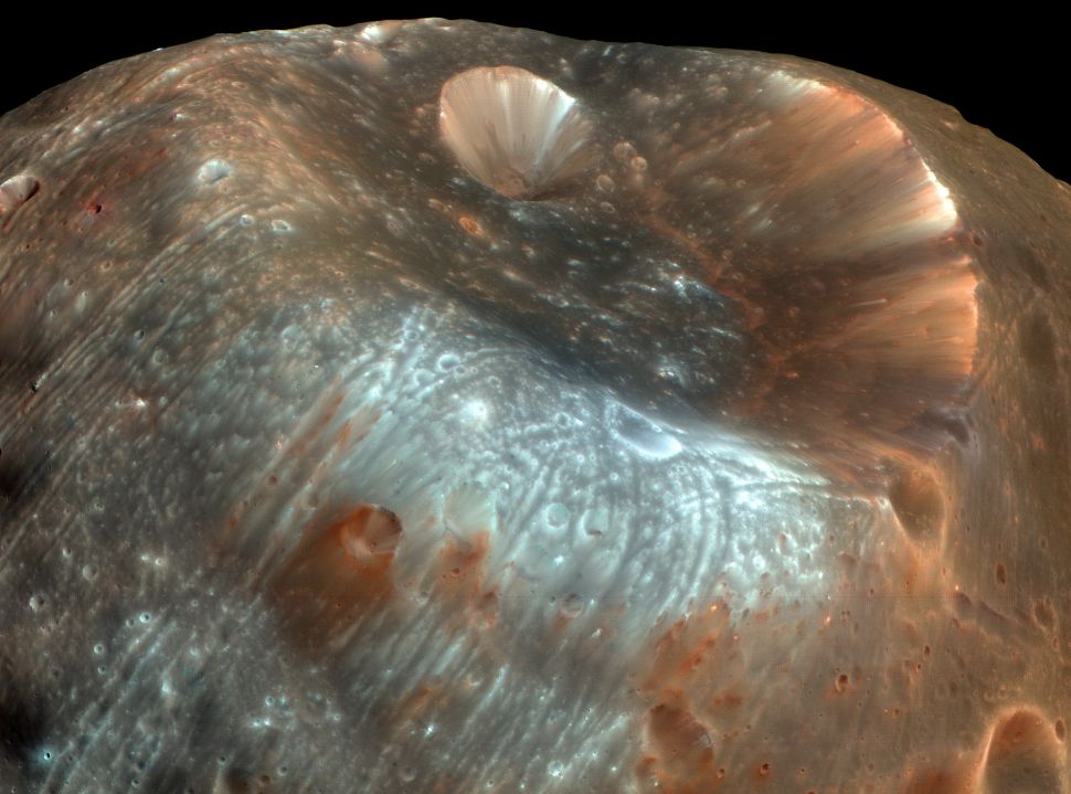 Der Krater Stickney auf dem Marsmond Phobos. Bild: NASA/JPL-Caltech/University of Arizona